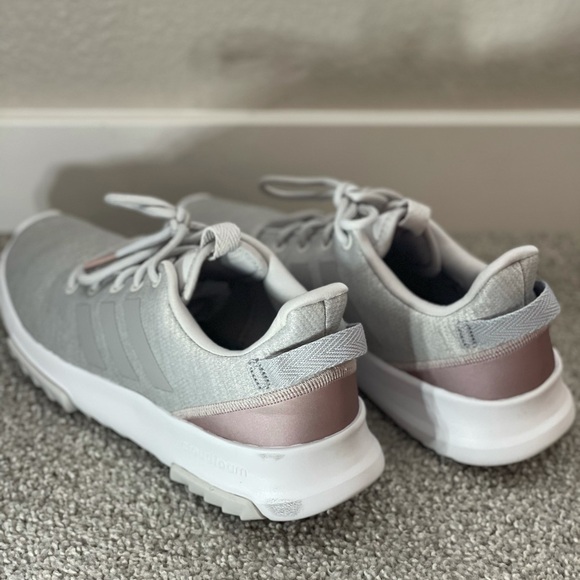 Women’s Adidas Cloudfoam Tracer Shoes - Picture 5 of 7
